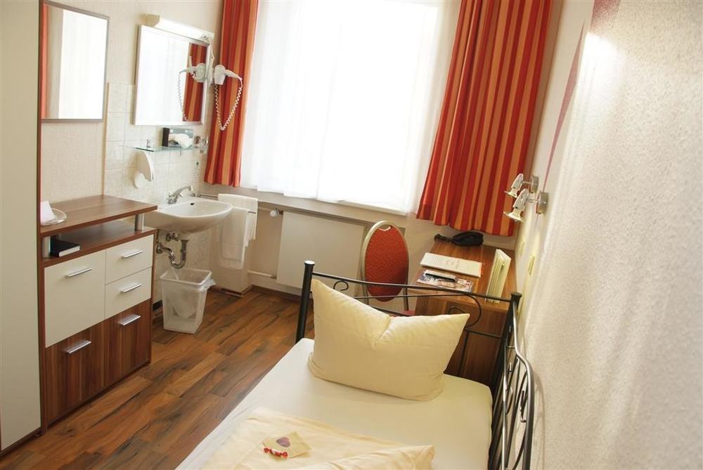 Arena Hotel Gelsenkirchen Pokoj fotografie
